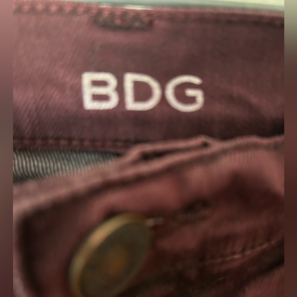 BDG Mid Rise Twig Ankle Jeans with Embroidery- Size 29 - Picture 4 of 7